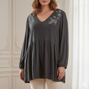 Lane Bryant Gray Floral Embroidered Gathered Top 22/24